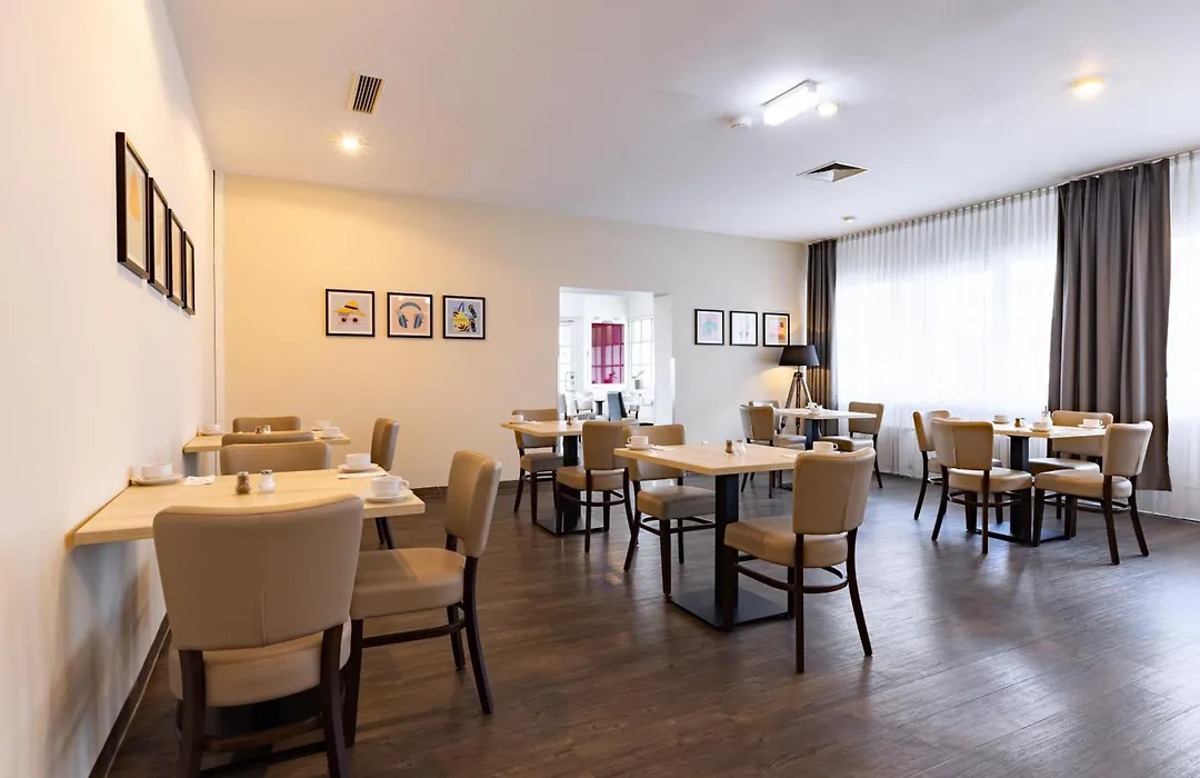 Garner Hotel Cologne Porz - Airport By Ihg-1