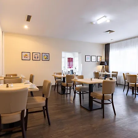Garner Hotel Cologne Porz - Airport By Ihg-2